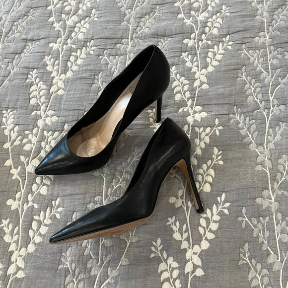 Shoes/ Heels/ Pumps, brand Vince Camuto, size 10, color black - Picture 10 of 15
